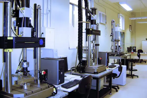 Laboratorio de dispositivos médicos del INT · REMATO
